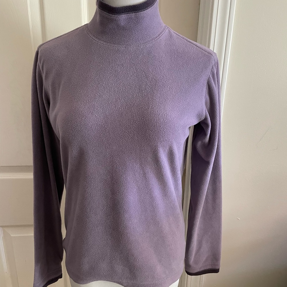 Cozy Columbia fleece pullover